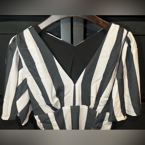 SOLD - Picture 4 of 5